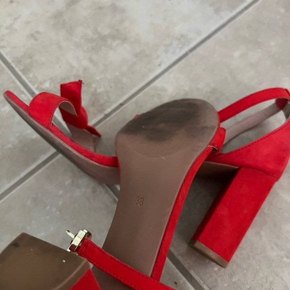 H&M Red Heels Sandals Size 38 - Picture 3 of 3